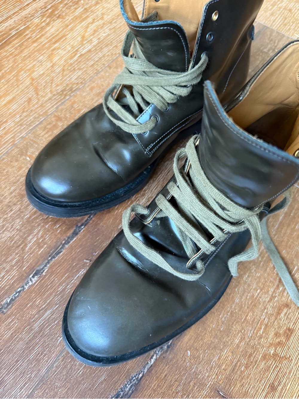 Paul Smith Olive Green Leather Lace-Up Boots with Tan Lining